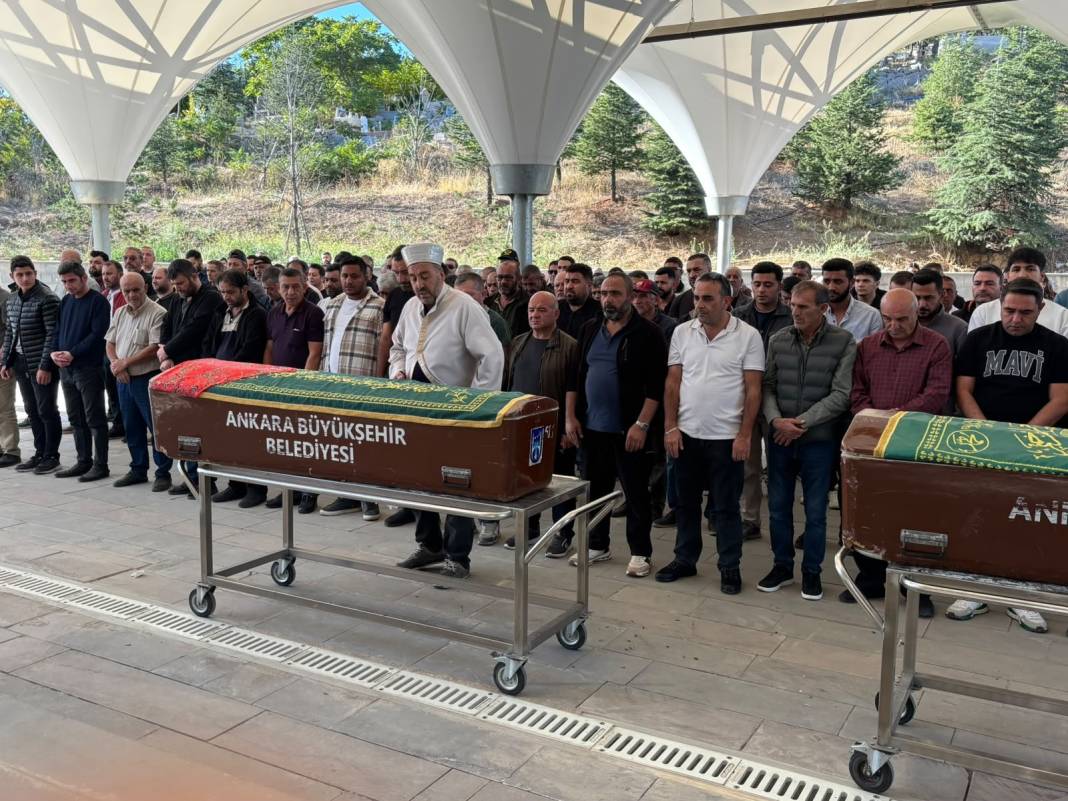 Boşanma aşamasındaki karısını ilkokulun bahçesinde öldürdü! 1